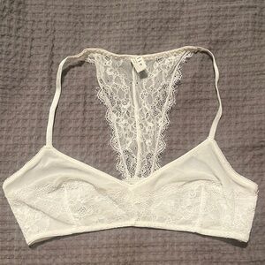 Pacsun Elegant White Lace Bralette